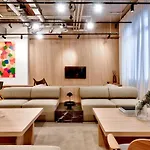 Hotel Habyt-the Waterfront Berlino