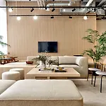 Hotel Habyt-the Waterfront Berlino