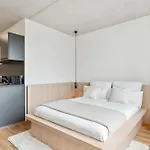 Hotel Habyt-the Waterfront *